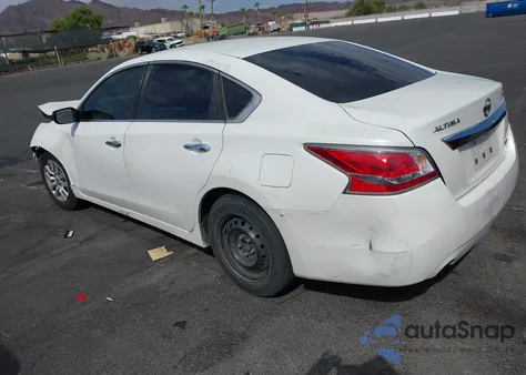2014 Nissan Altima 2.5 S z USA, uszkodzony, nr VIN 1N4AL3AP1EC200910